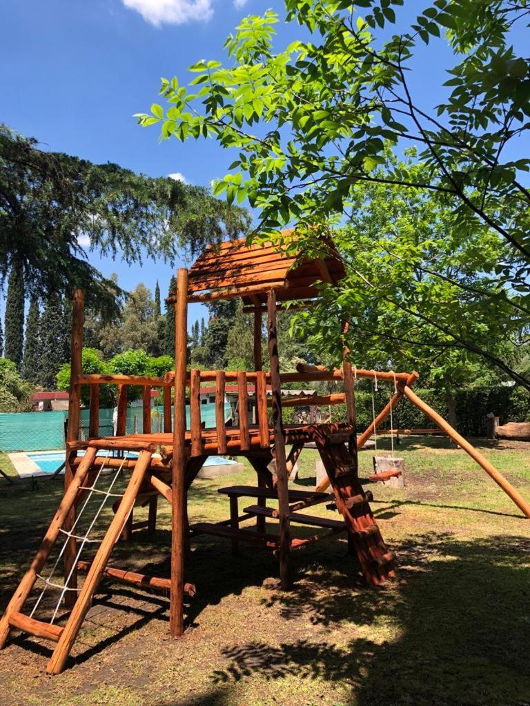 Ezeiza Quinta Cedro Azul 10 Min Del Aeropuerto Exterior foto